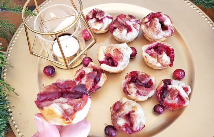 Holiday Cranberry Brie Bites